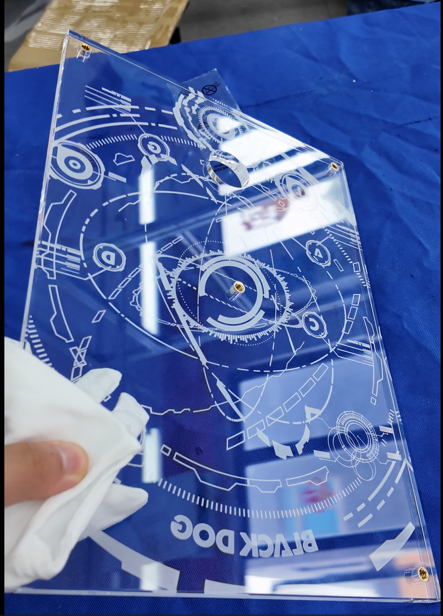 Why Choose Acrylic for Your Display and Organization