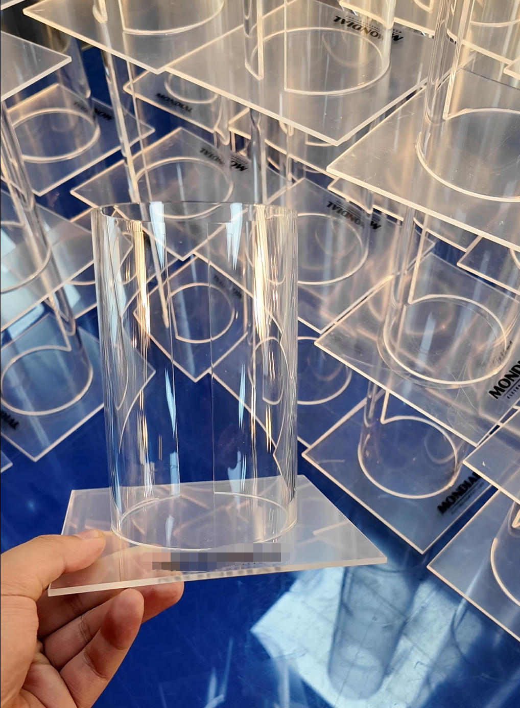 Smart Savings: How Longjet Acrylic Optimizes Your POS Budget Through Better Craftsmanship